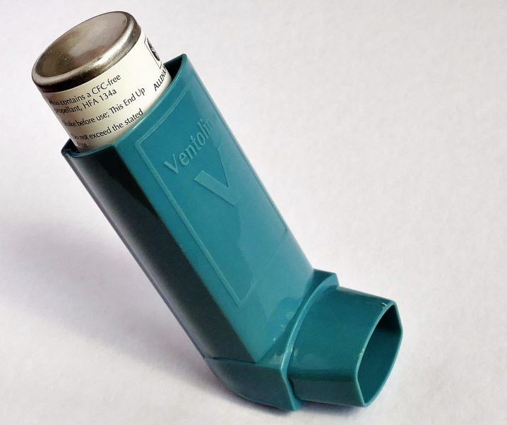 Covid-19: Asthmaspray verringert Risiko um 90 Prozent