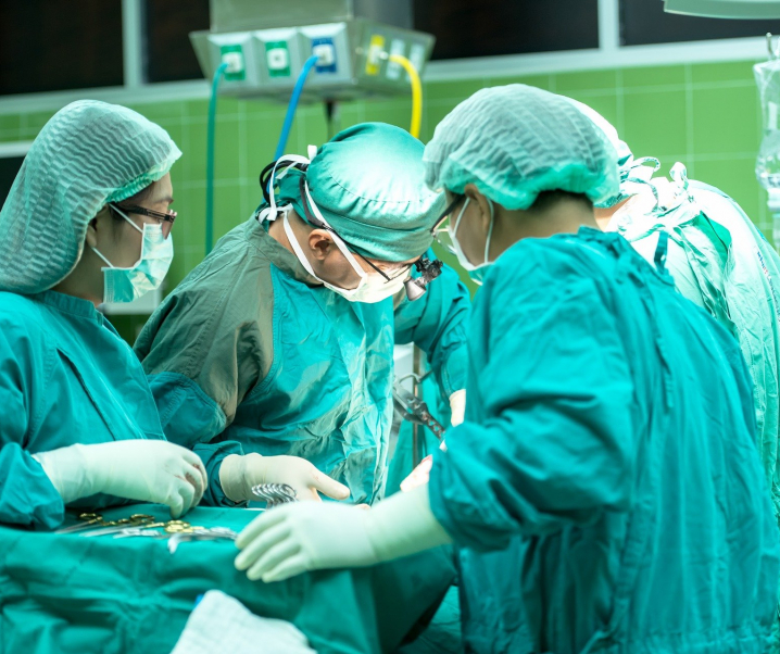 Organtransplantation geglückt: Mensch erhält erstmals ein Schweineherz
