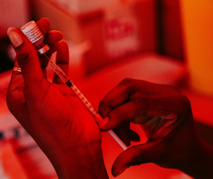 Erste Studie zur mRNA-Impfung bei HIV läuft
